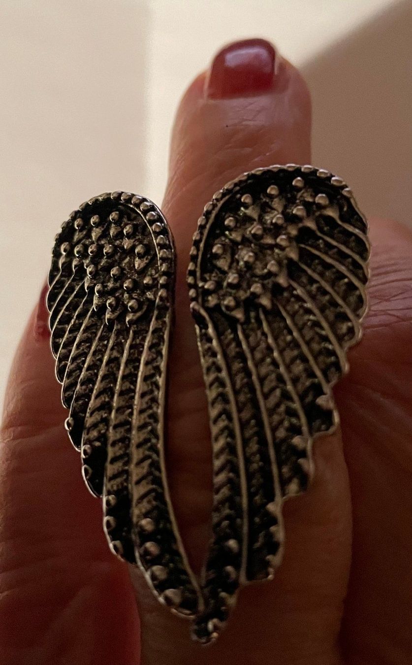 Anelli: Fingerring mit Engelsflügen, Modeschmuck, Silberfarbig – Nuovo e nell'imballaggio originale da St. Gallen venduto da Martunia 1
