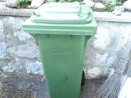 Grüngut Abfalleimer