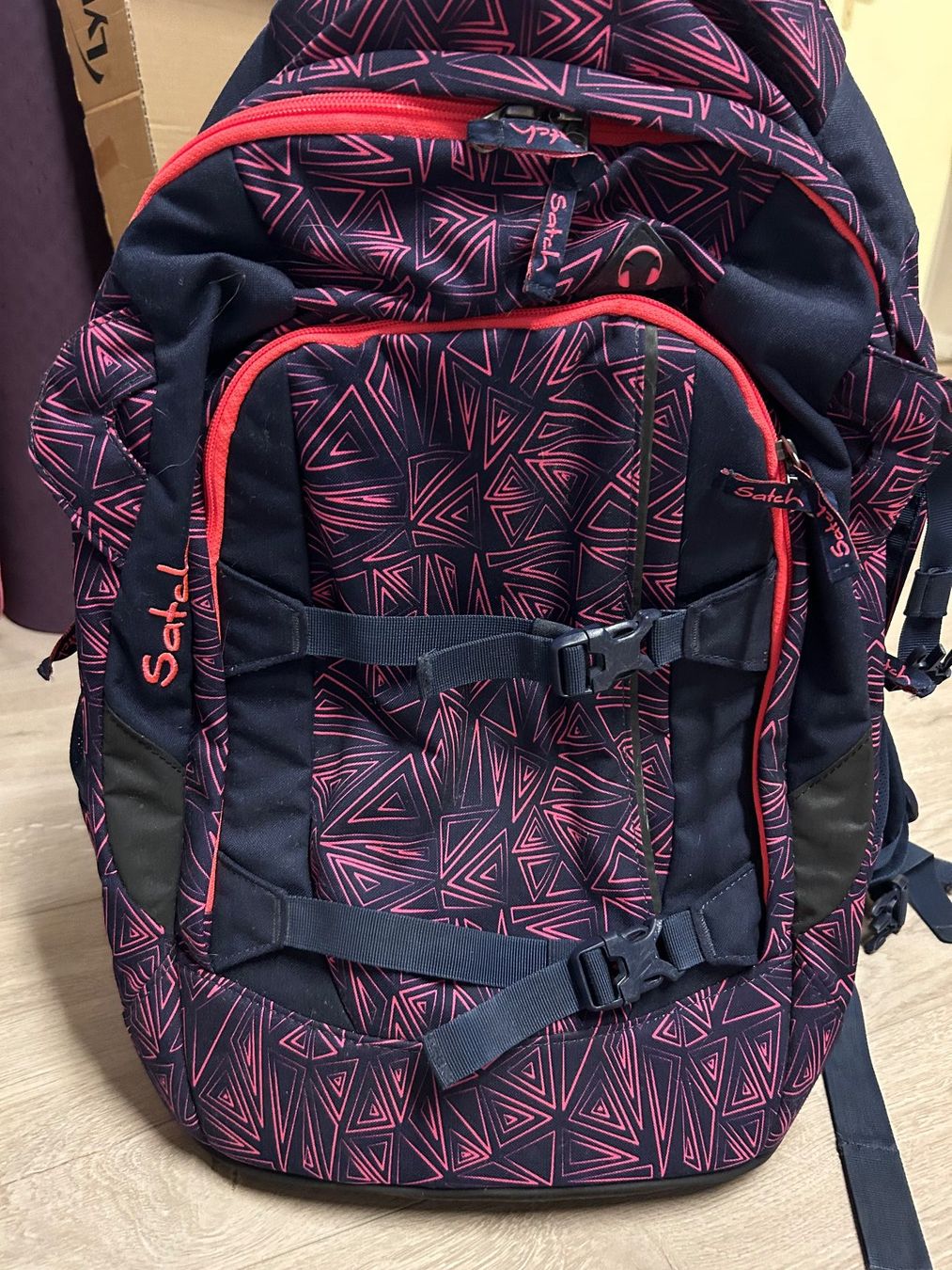 Satch Zaini: Satch Schulrucksack mit einer passenden Mappe/Ordner – Usato da Oberkulm venduto da angela_05 2