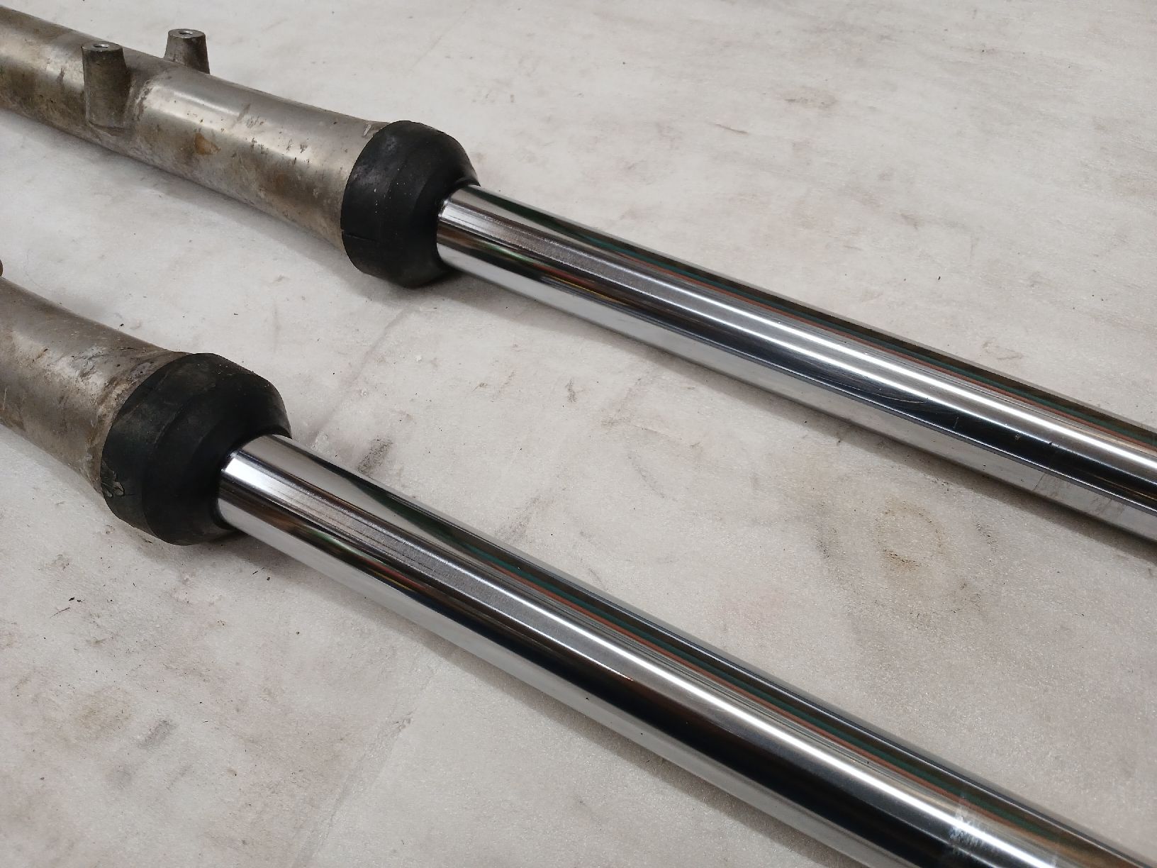 Honda Alle Motorradersatzteile: Honda CM 125 C fourche, suspension, gabel – Gebraucht aus Fey von lobanovski1 3