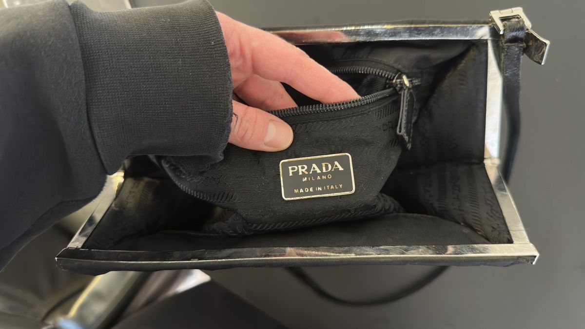 Prada Borse: vintage prada tasche – Usato da Basel venduto da ndeon 6