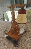 Nachttischlampe alt
