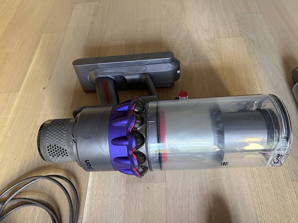 Dyson Aspirapolveri & Accessori: Dyson Gen5 Detect – Usato da Zürich venduto da Ki_wi 1