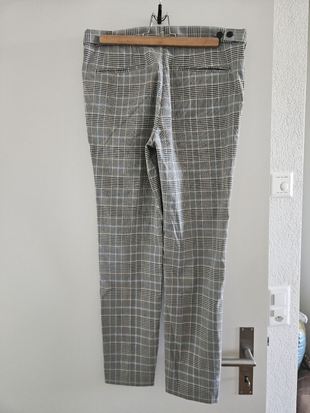 H&M Pantaloni: Hosen Karomuster Herren Grösse 31 – Nuovo (secondo la descrizione) da Wil SG venduto da an_ka 1