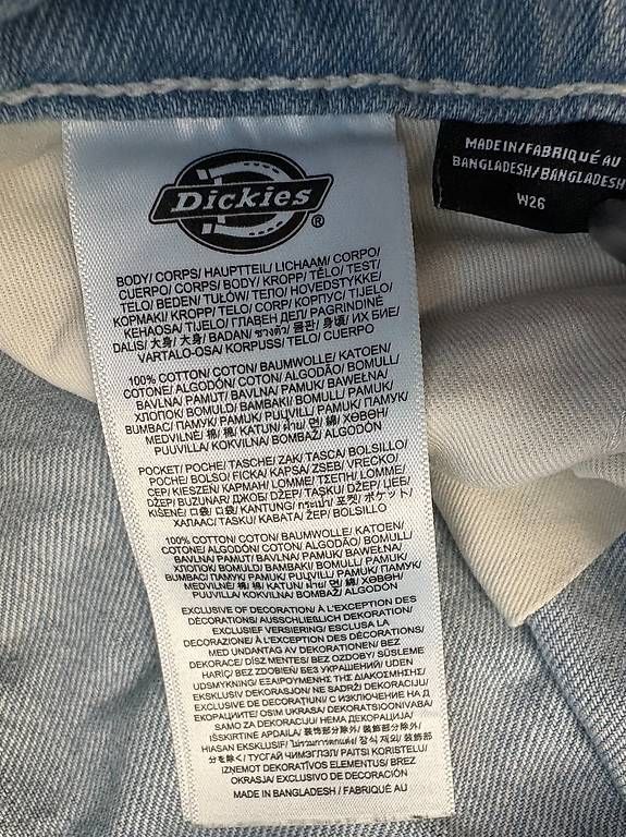Dickies Pantaloni: Neu: Jeansshorts DICKIES Gr. 26 – Nuovo (secondo la descrizione) da Willisau venduto da ani_gtk8 2