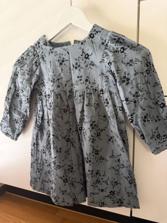 ZARA Kinderkleid – Grösse 110 – Blumenmuster