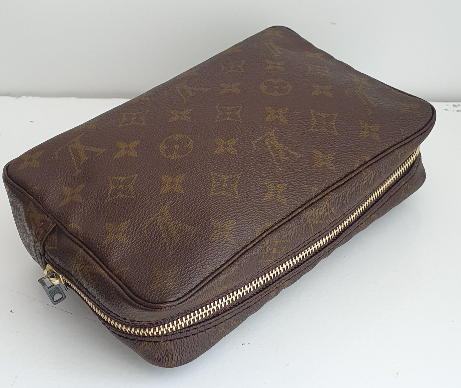 Louis Vuitton Trousses de maquillage: Louis Vuitton PM Necessaire Monogram Canvas – D'occasion à Niederteufen par Mira_72 3