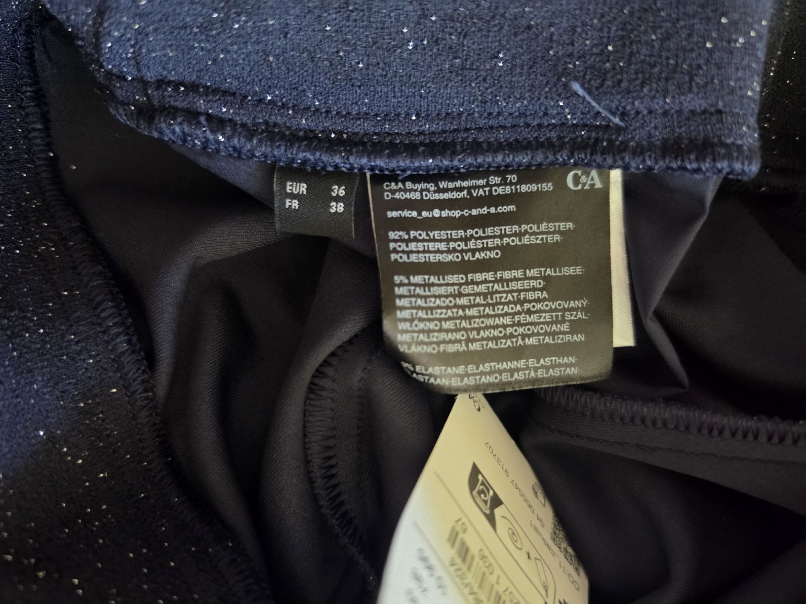C&A Pantaloni: Abendhose, dunkelblau, glitzernd, elastisch. Größe M. Neu. – Nuovo e nell'imballaggio originale da Othmarsingen venduto da RafRafBruna 4