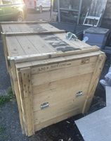 Holzkiste (Innen ausgekleidet mit Dämmaterial) 