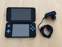 New Nintendo 2DS XL inkl. Ladekabel (defekt)