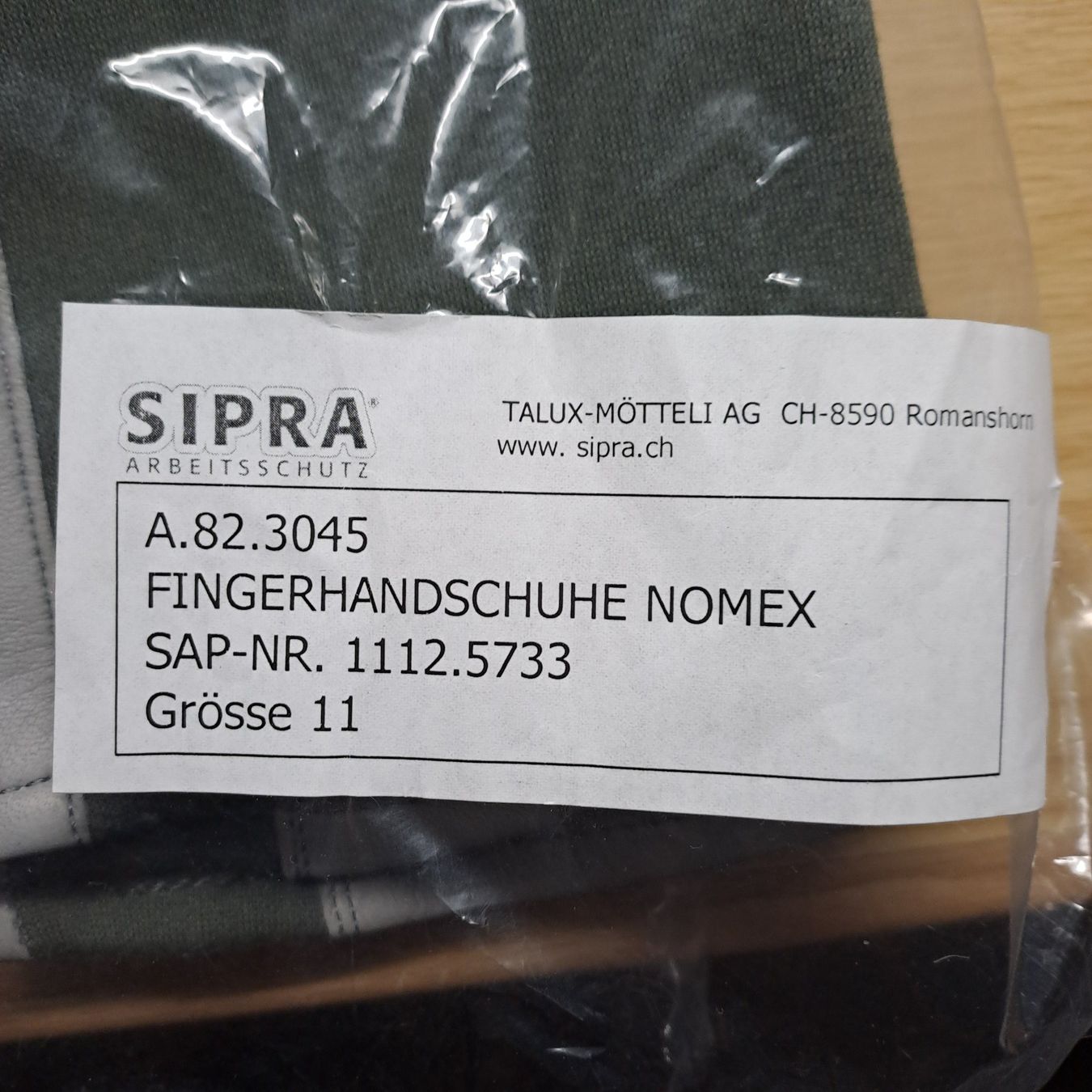 Schweizer Armee Uniformi: Nomex Fingerhandschuhe Militär – Nuovo (secondo la descrizione) da Gipf-Oberfrick venduto da Mig_29 2