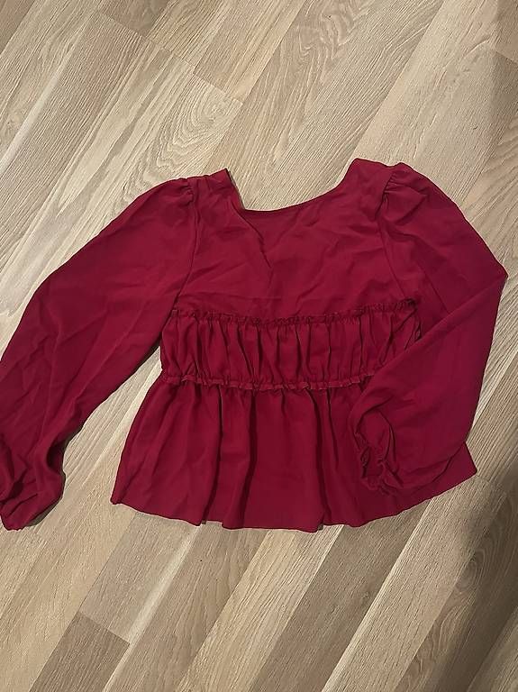 Camicette: Bluse / Top – Usato da Düdingen venduto da sahli89 1