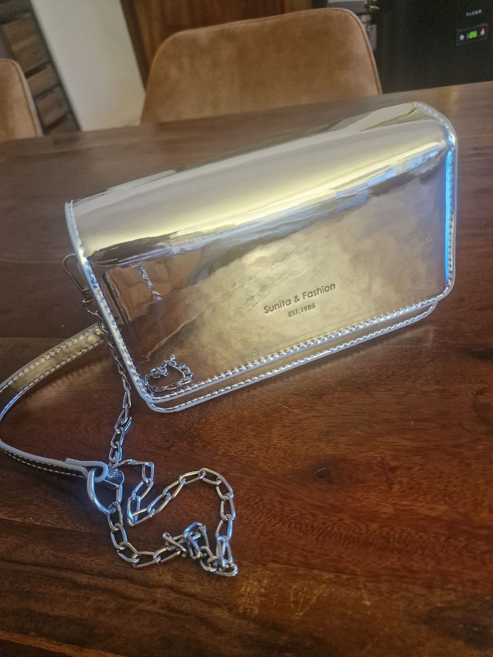 Borse da donna: Handtasche in Silber Glanz – Nuovo (secondo la descrizione) da Rheineck venduto da Namaste