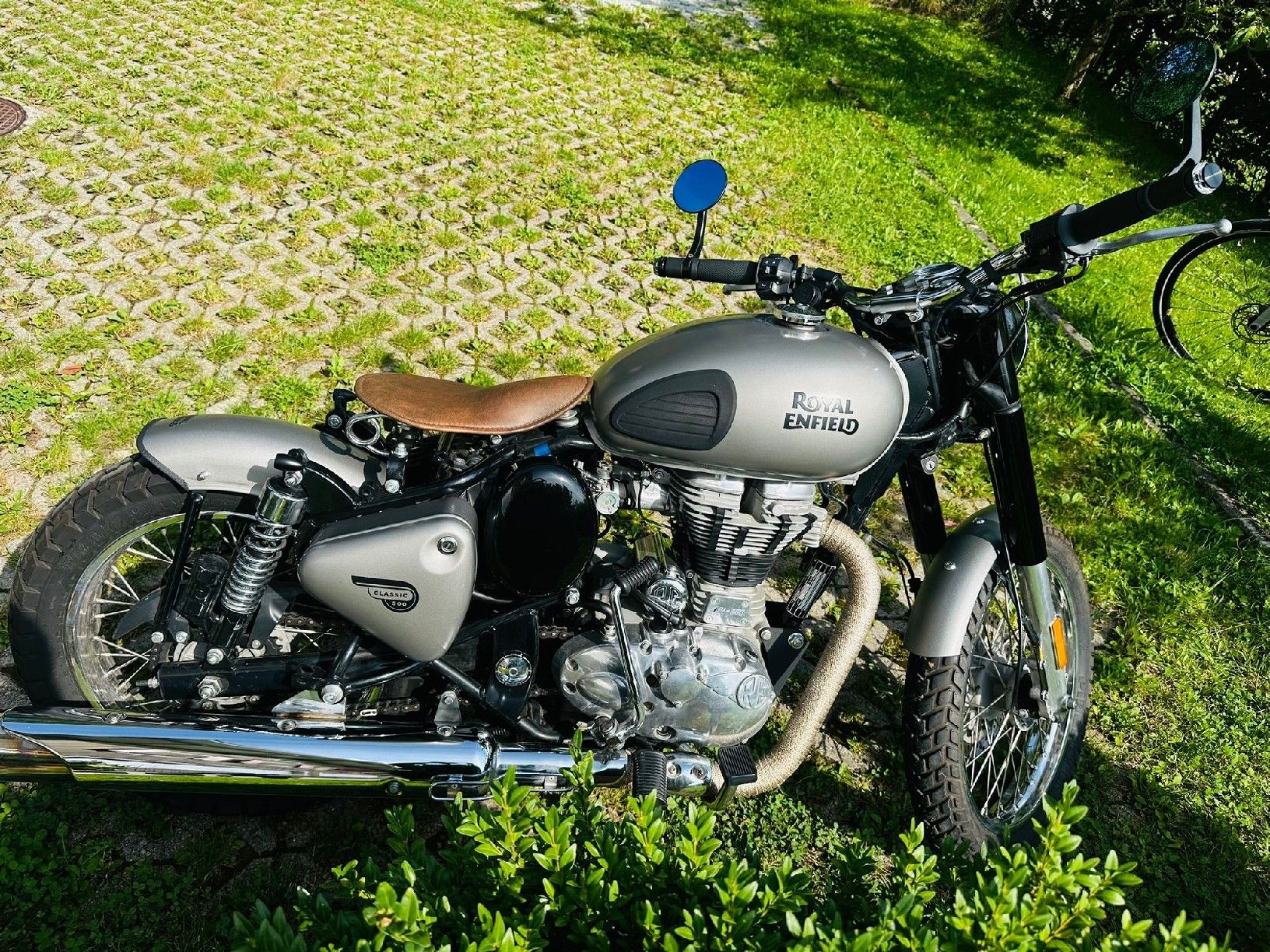 Enfield/Royal-Enfield Strasse: Royal Enfield Bullet 500 Classic | Bobber-Umbau. Top Zustand – Gebraucht aus Zürich von m_meier1981 4