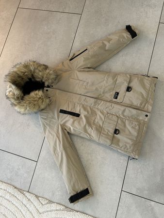 Jacke mit Pelzkragen von Arctic Squad Gröse.S in Top Zustand