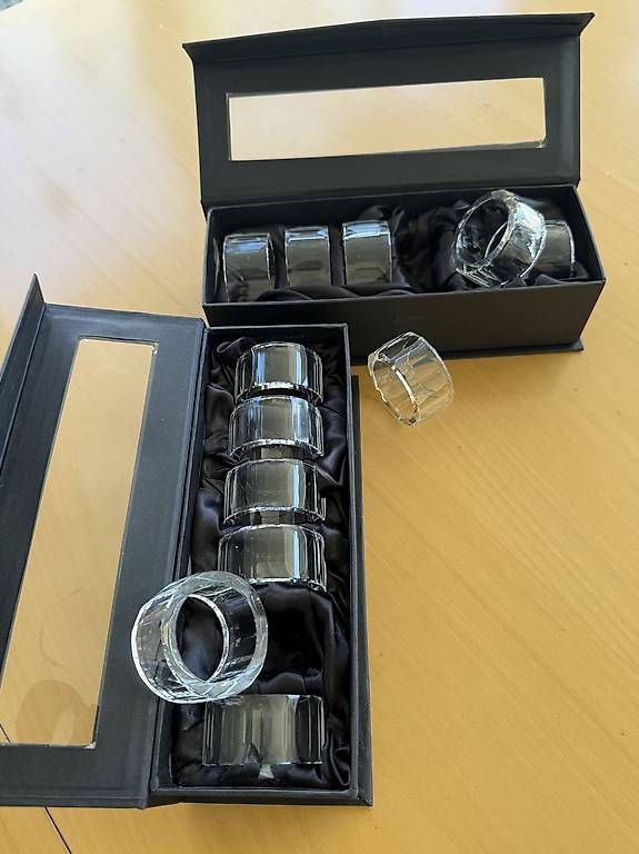 Altro in Decorazioni & Accessori: Serviettenringe aus Glas – Usato da Reinach BL venduto da Beutling 1