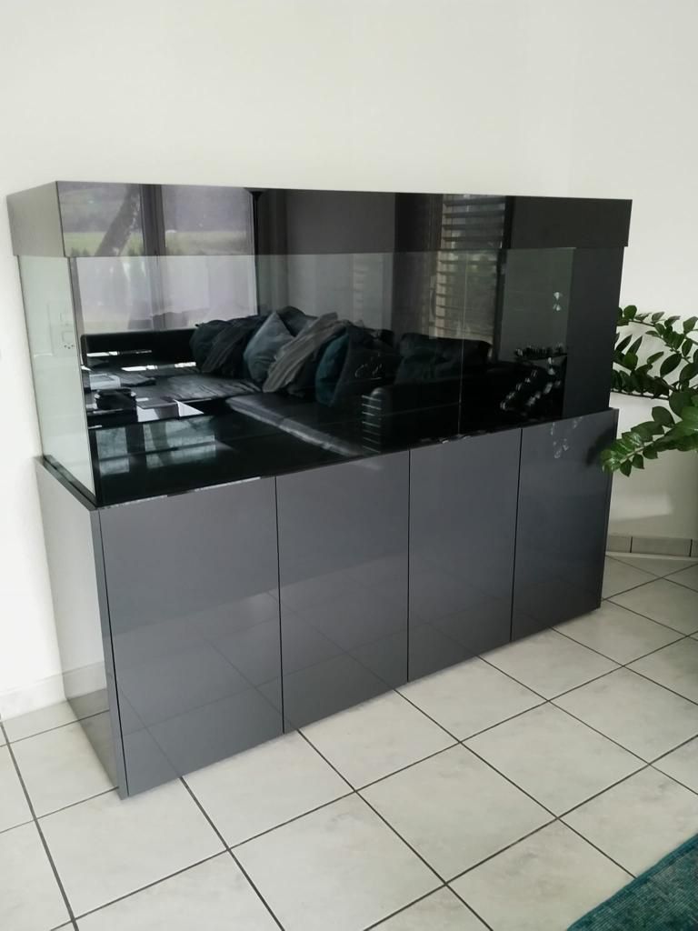Acquari: Aquarium 200x60x70 – Nuovo (secondo la descrizione) da Berikon venduto da fischundart