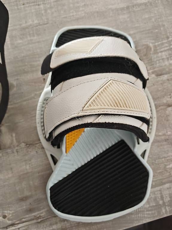 Manettes: Core Union Pro Pads & Straps – D'occasion à Roggwil TG par Much58