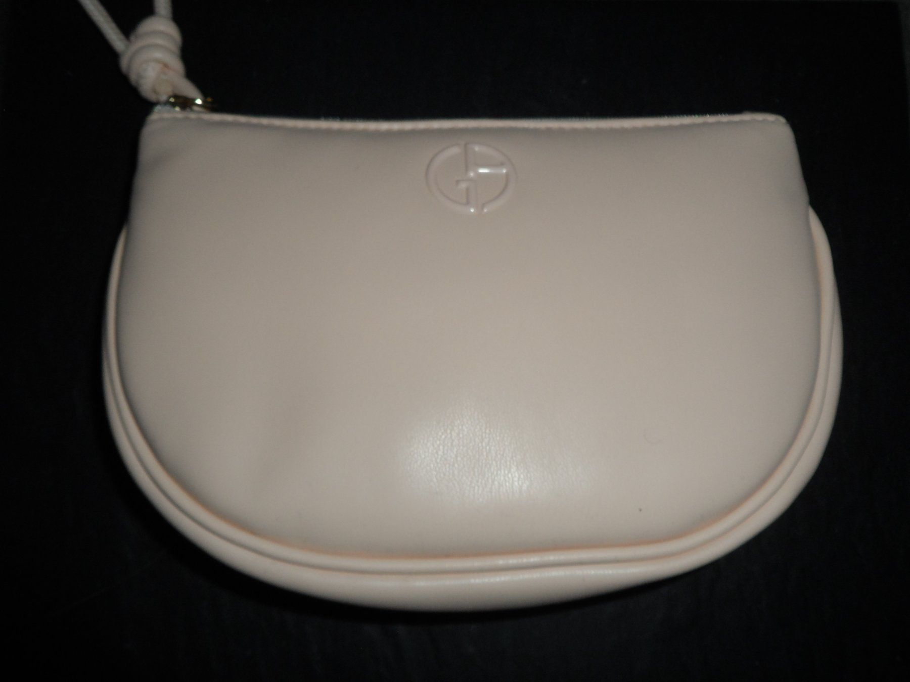 Custodie per cosmetici: ***** ARMANI Kosmetiktasche ***** – Nuovo (secondo la descrizione) da Therwil venduto da Hcd1919 1
