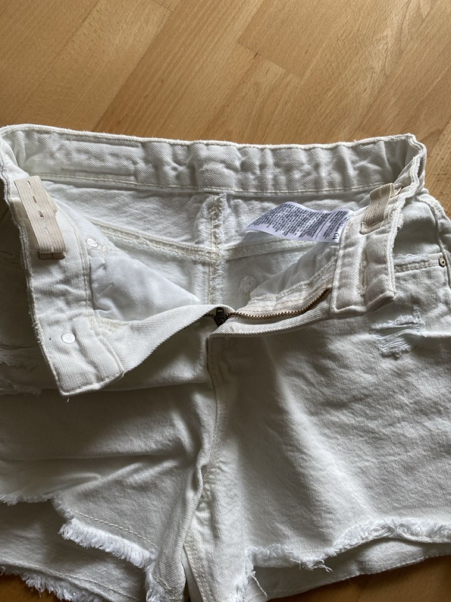 C&A Pantaloni: Jeansshorts Gr. 152 – Usato da Illnau venduto da Dodo115 1