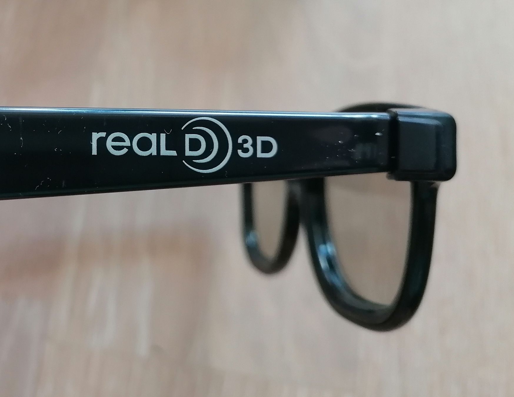 Occhiali & Lenti: 2 x 3D Brillen RealD schwarz – Usato da Rümlang venduto da TRICE67 3
