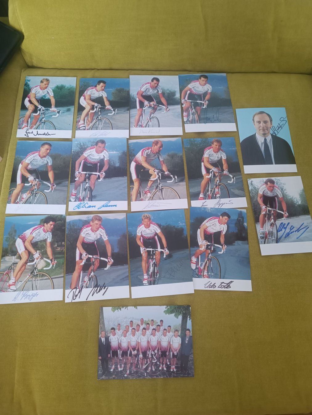 Autografi: Team Telecom 90er Jahre - 14 Handsignierte Autogrammkarten – Usato da Menziken venduto da Artographs