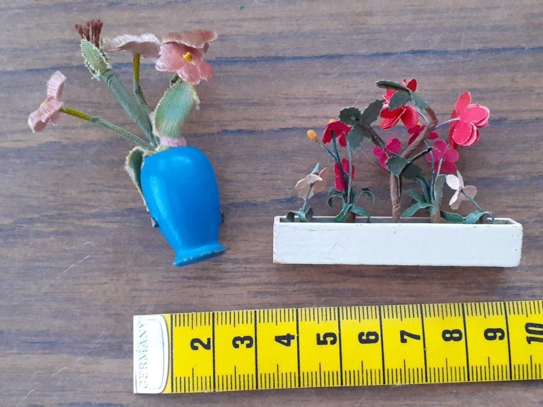 Giocattoli: Puppenstube lot Blumentöpfe – Usato da Mörschwil venduto da lindaswunderkiste 6
