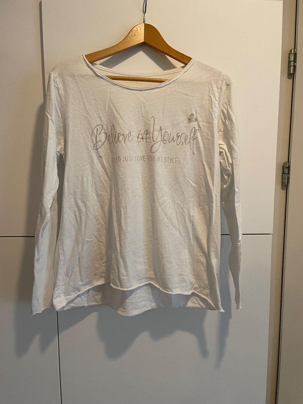 Top: Pull blanc longues manches m/l – Nuovo (secondo la descrizione) da Pully venduto da kaba07 1