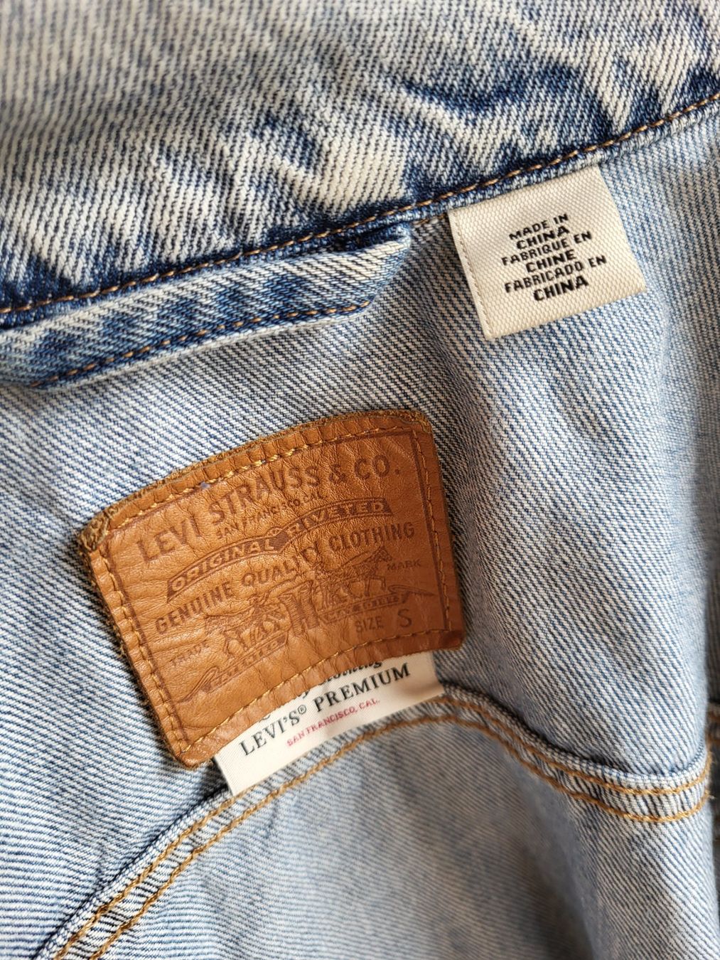 Giacche: Levi's Jeans Jacke, Vintage Style, hellblau, Grösse S – Usato da Eggiwil venduto da kariiina 1