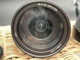 Sony FE 4/24-105 G OSS Objektiv gebraucht mit Zubehör