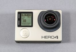 GoPro Hero 4 / mit Brust-, Kopf-(Helm)Halterung und Zubehör