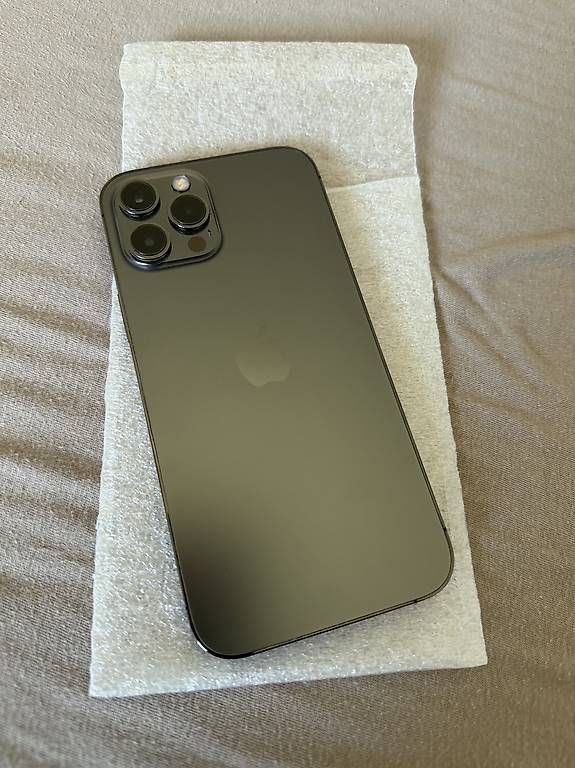 Handys / Smartphones: iPhone 12 Pro Max inkl. QUAD LOCK Hülle 128 Gb – Gebraucht aus Agno von marcsch1970 1
