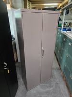 Bigla Metallschrank mit Flügeltüren 79x40cm H: 180cm 300.-