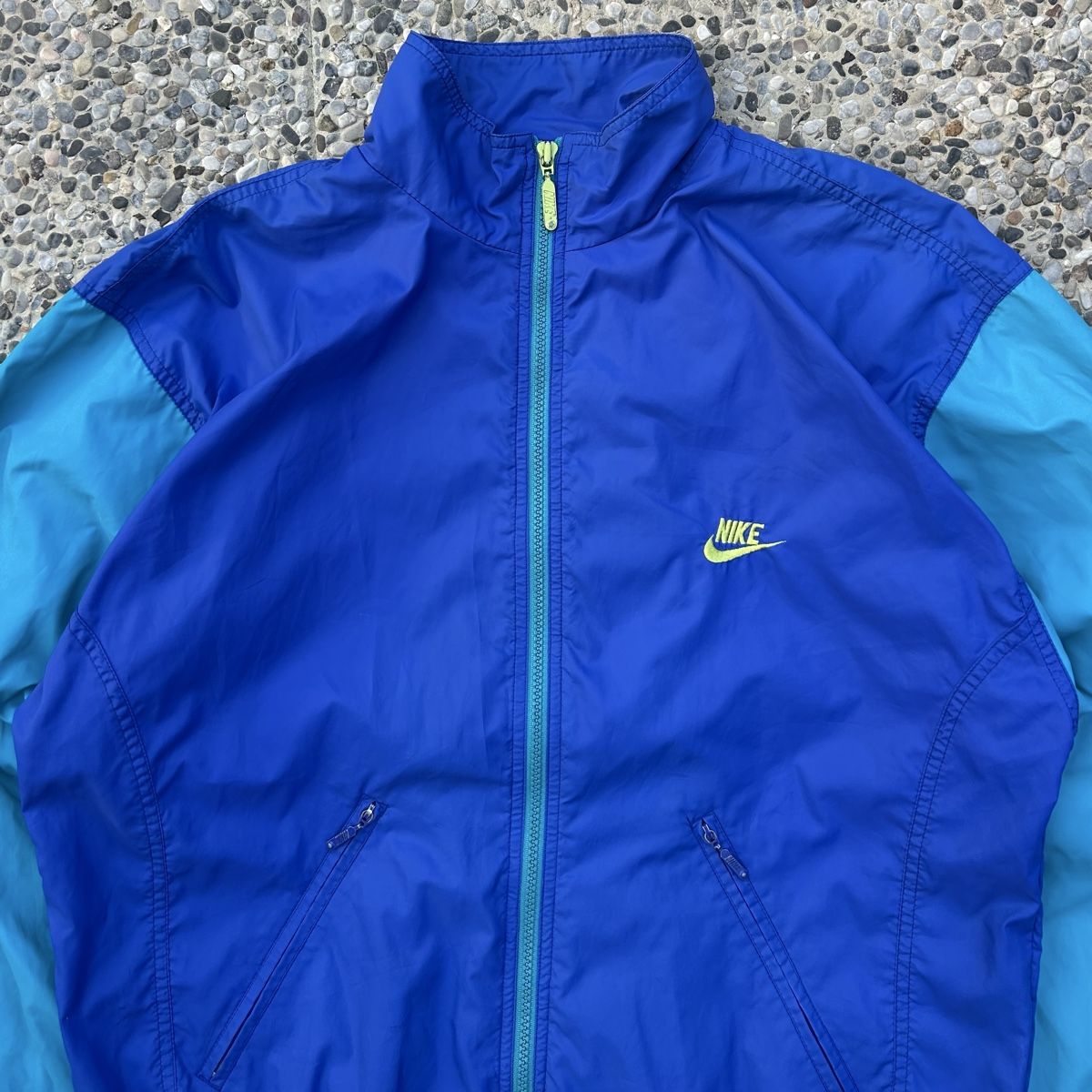 Nike Jacken: Vintage Nike blue windbreaker jacket – Gebraucht aus brent von fukusapes 1