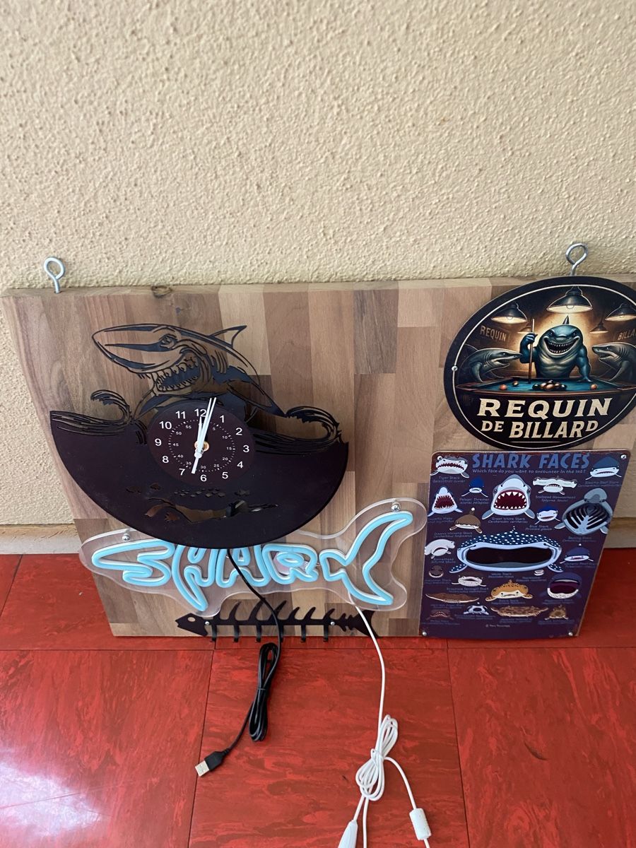 Lampade: Selbst gemachte Shark Lampe – Nuovo (secondo la descrizione) da Horgen venduto da fil_r5gb