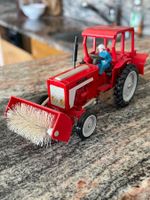Tekno Denmark Traktor Modell mit Schneeschild, Top Zustand!