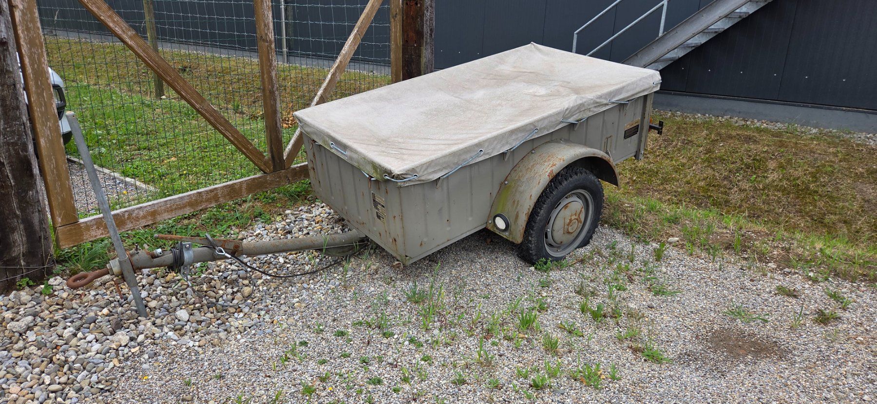 Remorques: Zivielschutz-Anhänger – D'occasion à Ellikon a d Thur par mis_j5xq