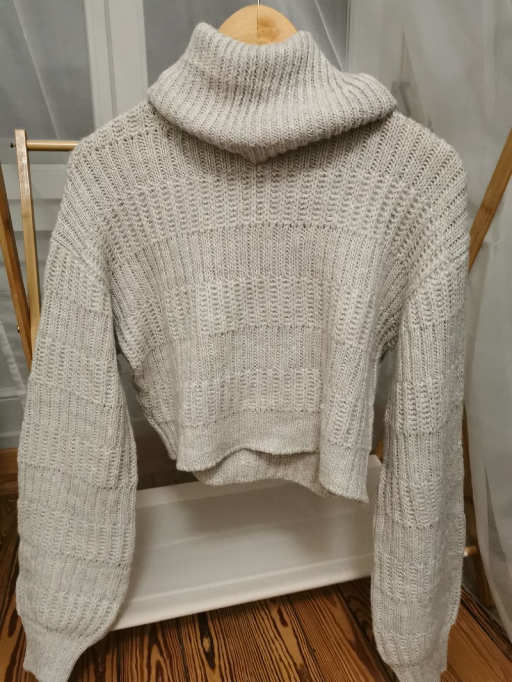 Maglioni & Felpe: Pull crop gris – Usato da Fribourg venduto da chi_j8yw