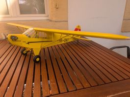 Piper J3 Cub brushless  1020 mm  déco suisse HB-ONT