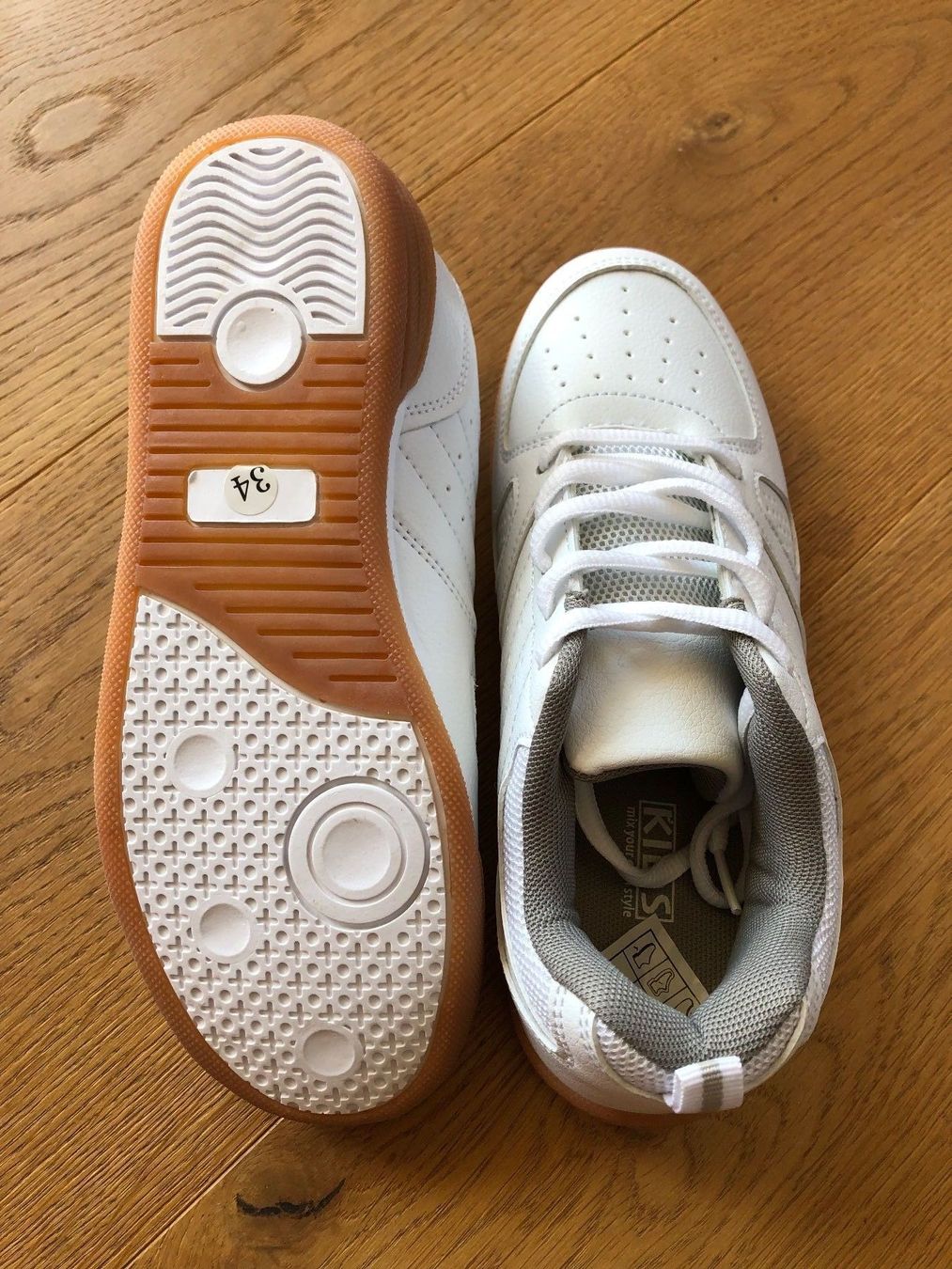 Chaussures garçon: Neue Sneaker Gr.34 – Neuf (Voir description) à Lengnau BE par Rubin27 4