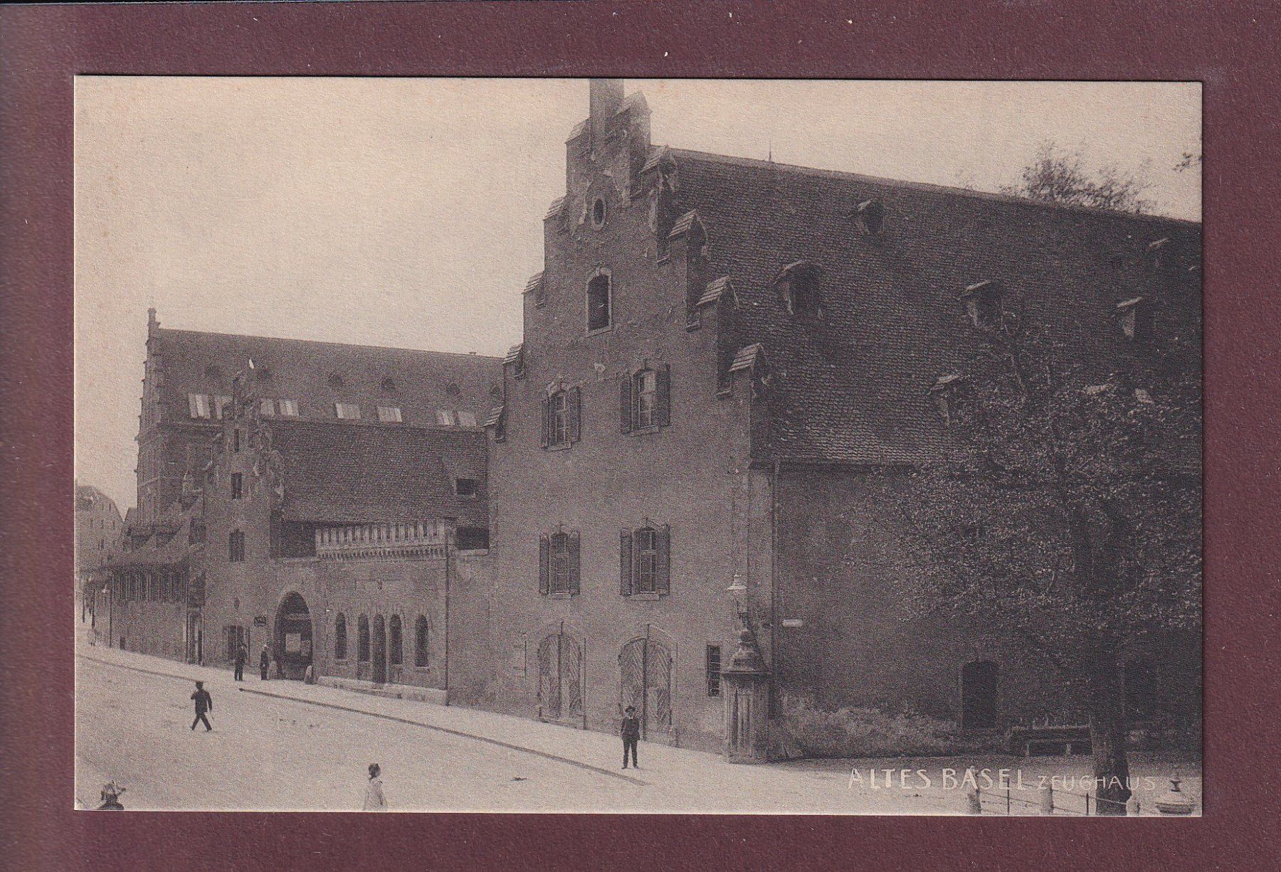 Cartes postales: Altes BASEL - Zeughaus – D'occasion à Pully par nicecards