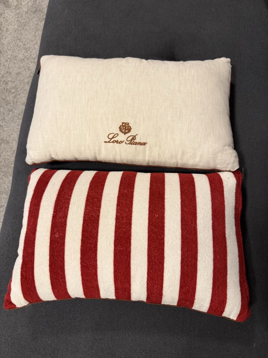 Loro Piana Cuscini: Loro Piana Cushion Red – Usato da Genève venduto da SG_73 2