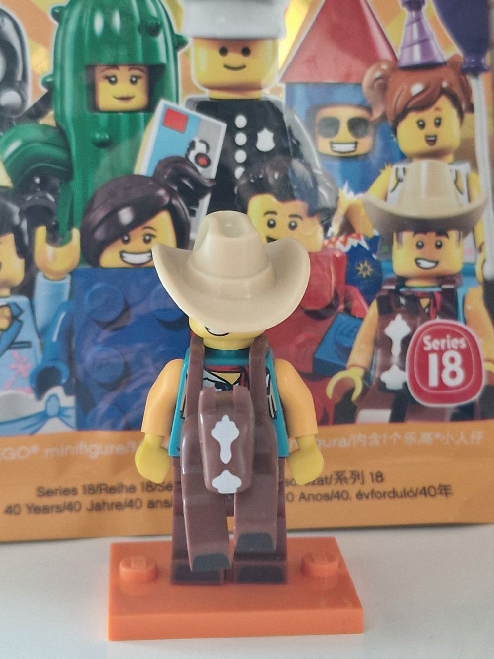 Lego Baukästen: Lego Minifigur Cowboy NEU – Neu und originalverpackt aus Zürich von Pemberleys 1