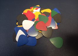500x Plektrum für Gitarre - plectre pour guitare