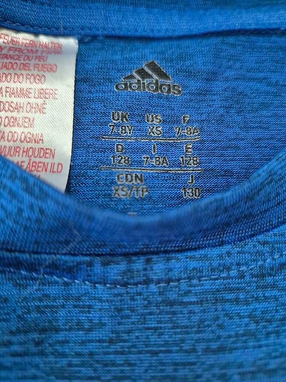 Lotti & Set di vestiti: Sportset adidas Gr.128 – Usato da Nidau venduto da Jil12 1