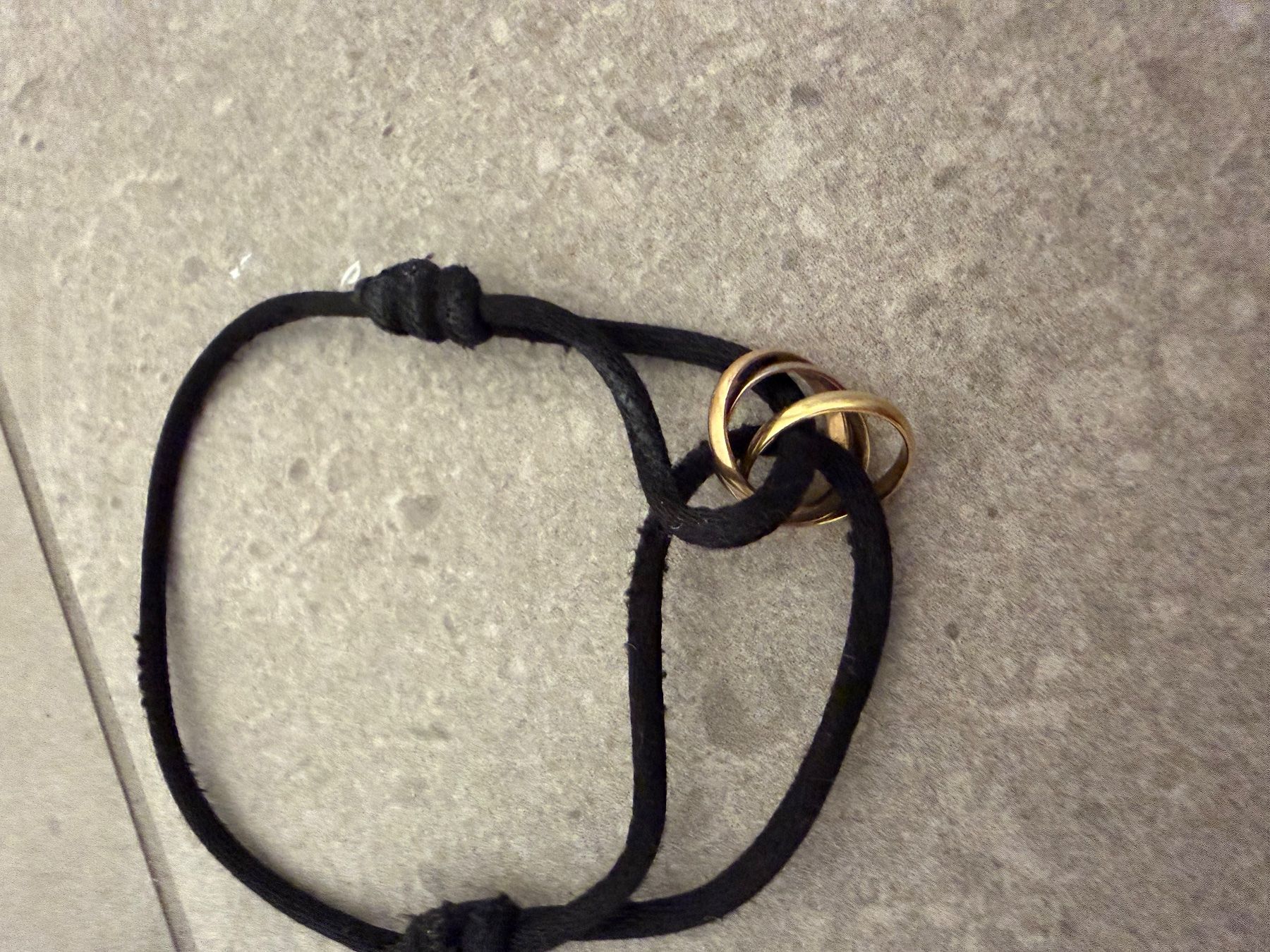 Cartier Bracciali & Braccialetti: Trinity armband Cartier – Usato da Tüscherz-Alfermée venduto da Josydem