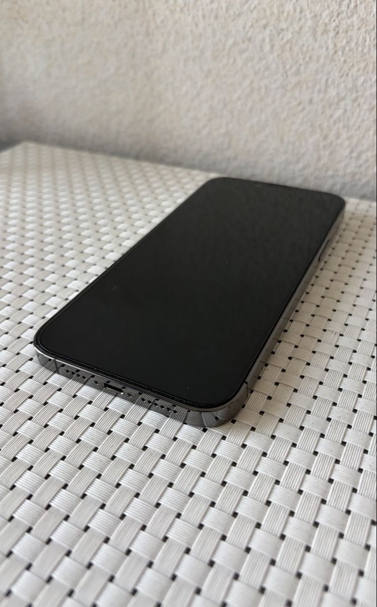 Apple Telefoni cellulari / Smartphones: IPHONE 13 Pro Max – Usato da Flawil venduto da NiceT