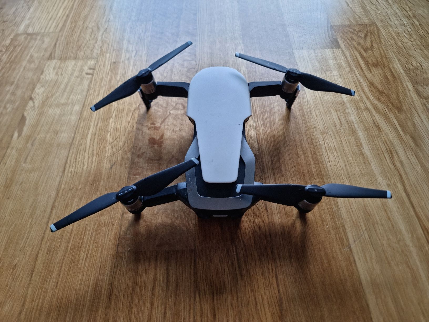 DJI Modellismo RC: DJI MAVIC AIR mit diversem Zubehör – Usato da Einsiedeln venduto da HabaschCH 1