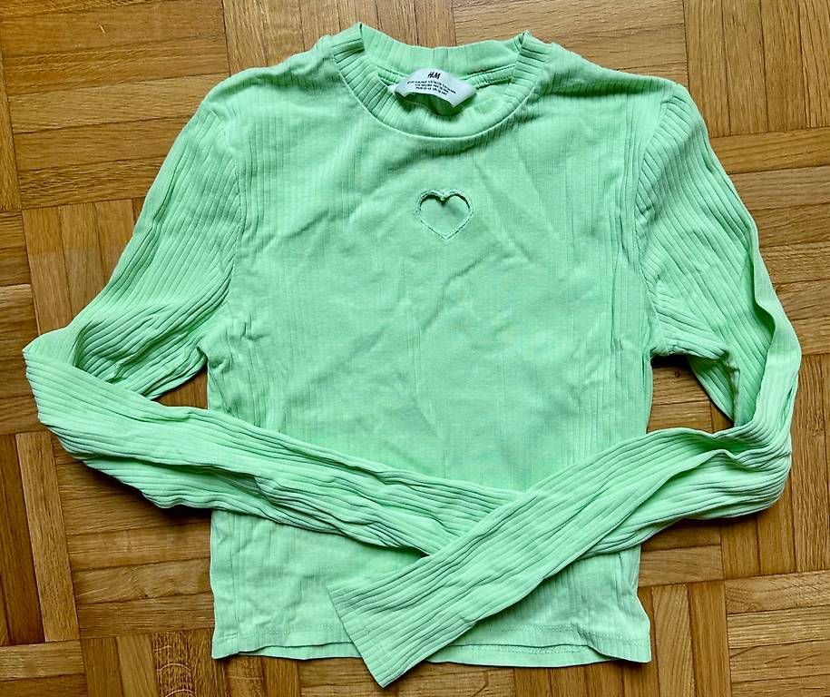 Blusen, T-Shirts & Tops: Long sleeve t-shirt – Gebraucht aus Zürich von abiiStore