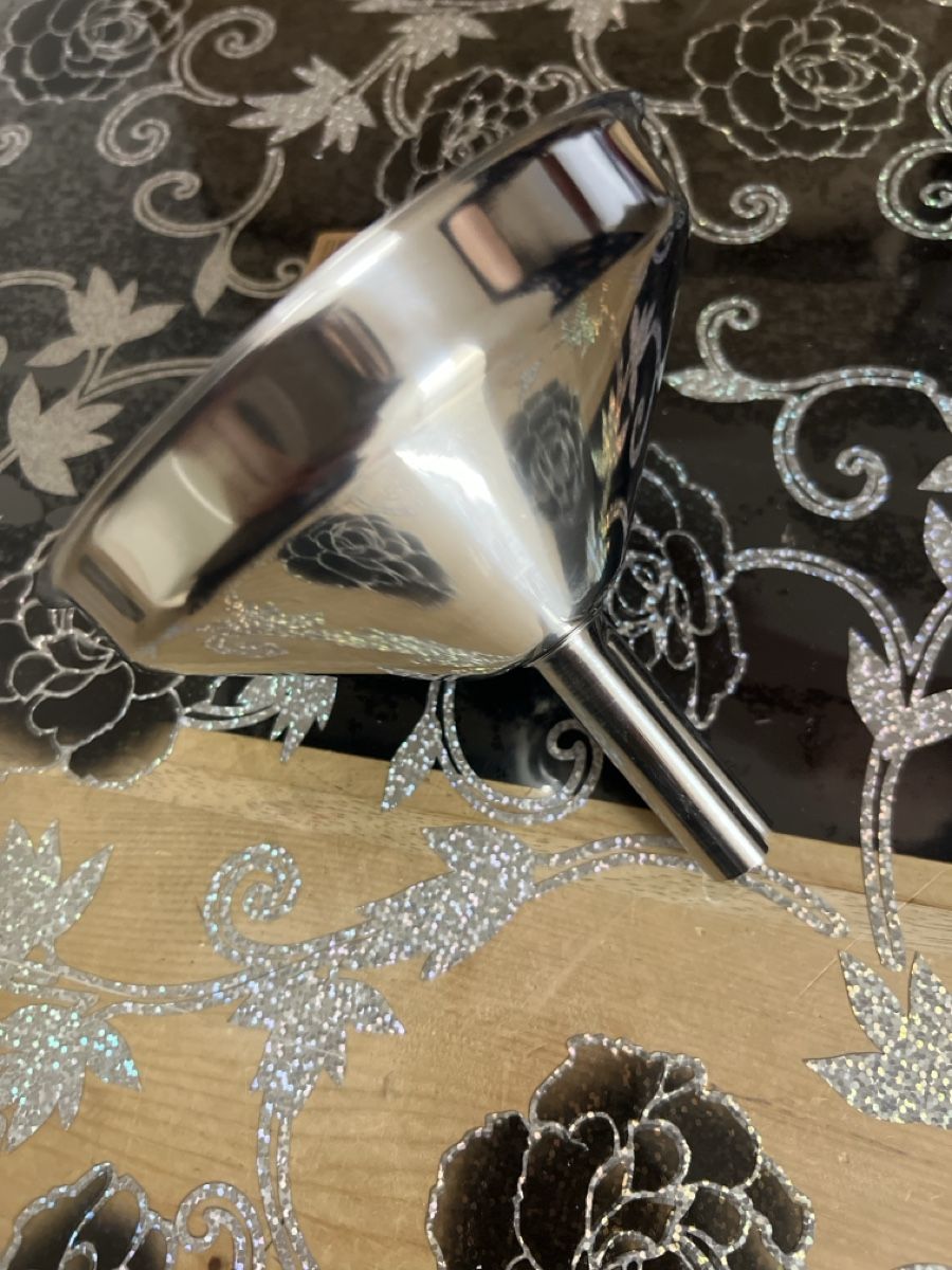 Küchengeräte: Stainless steel funnel with strainer, new – Neu und originalverpackt aus Grenchen von baj_5hbw 1